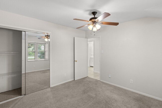 Building Photo - 10126 Metronome Dr