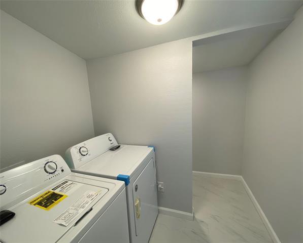 Building Photo - 430 Delaware St