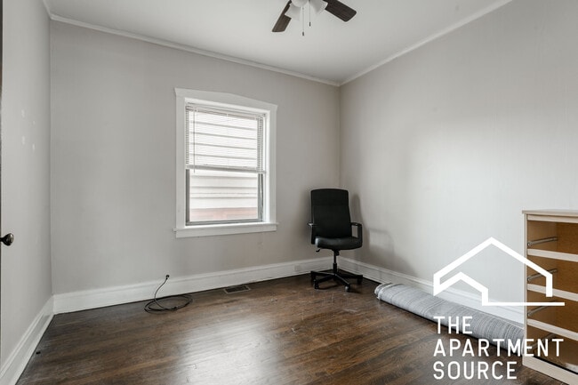 Building Photo - 3506 W Grace St