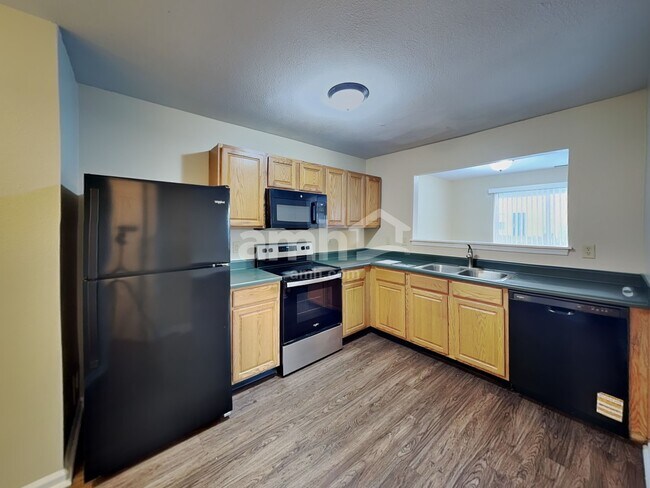 Building Photo - 5969 Claymont Blvd