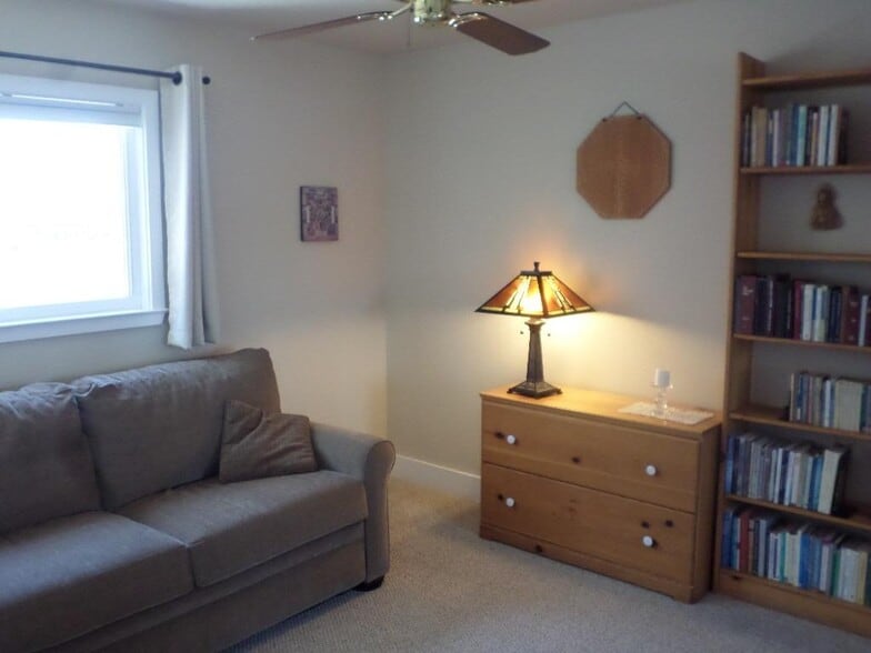 Building Photo - 4857 Grouse Run Dr