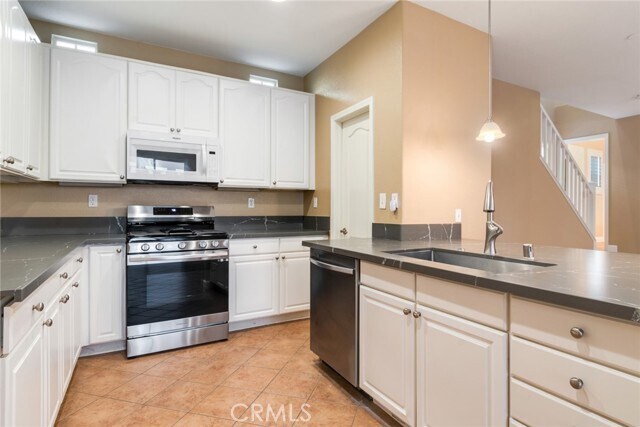 Building Photo - 26392 Fowler Dr