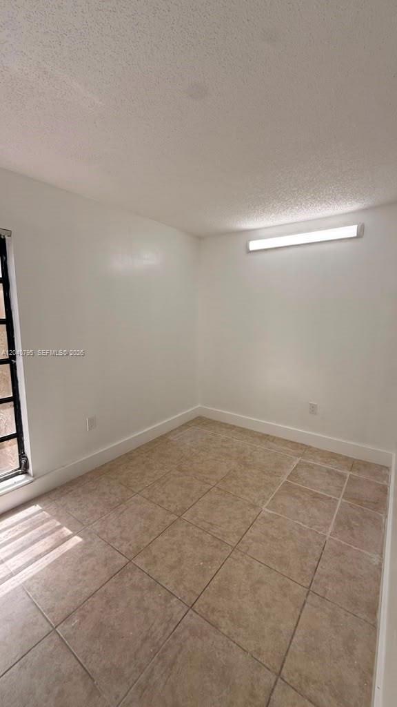 Building Photo - 8800 SW 123rd Ct