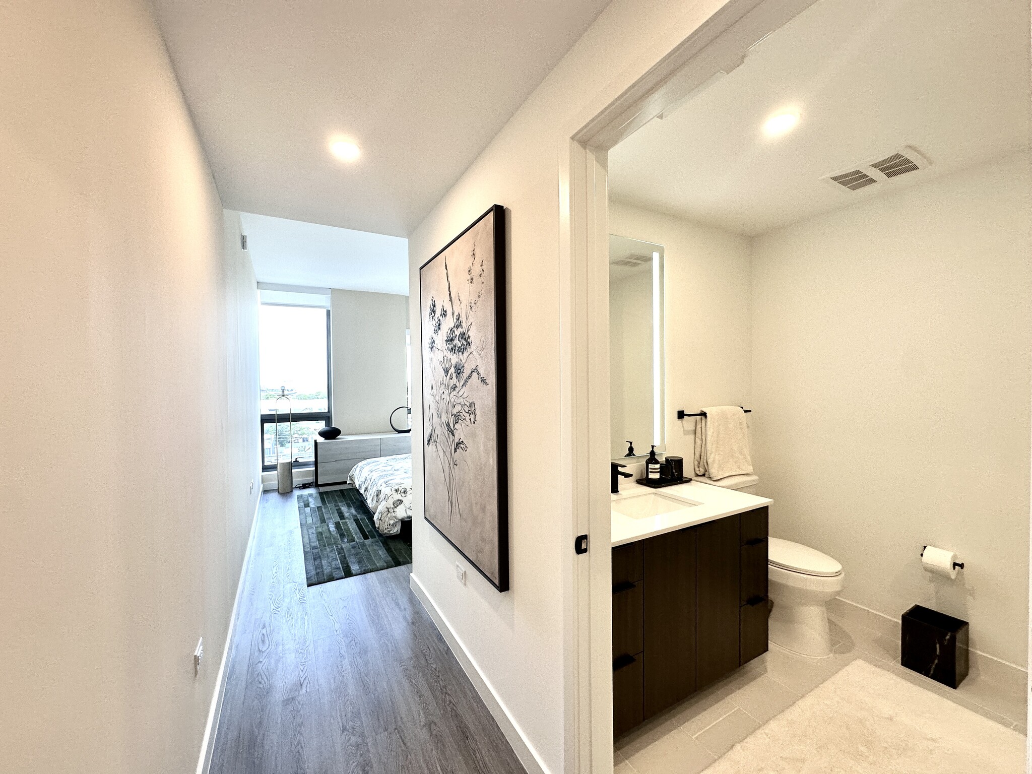 Building Photo - 52 NW 32nd St