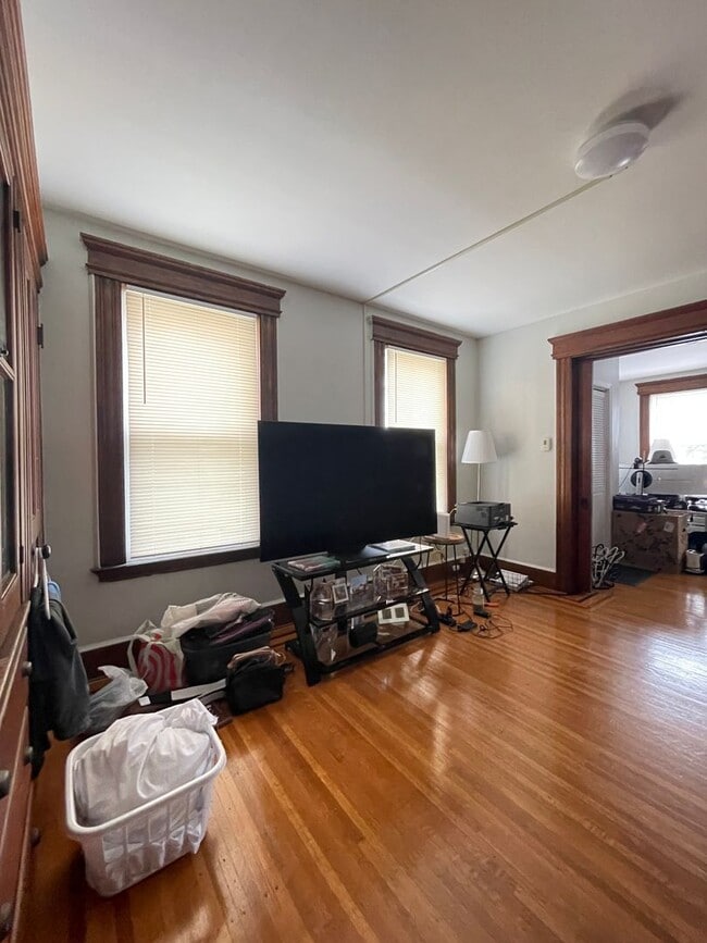 Building Photo - 23-25 Woodland Street