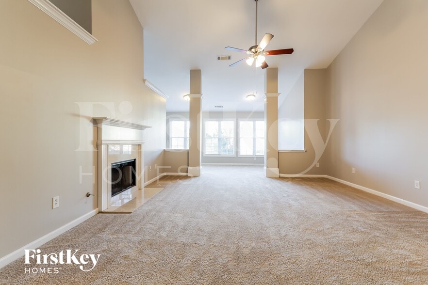 Building Photo - 2868 Merrion Park Ln NE