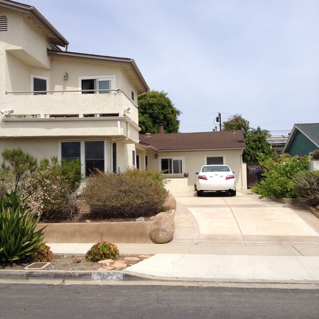 Primary Photo - Gorgeous Four Bedroom Clairemont Mesa Home!