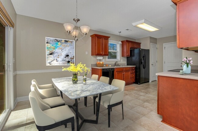 Building Photo - 1049 Warpers Ln