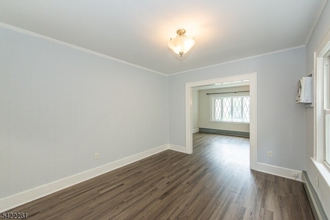 Building Photo - 10 Walnut Pkwy
