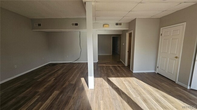 Building Photo - 2650 Seneca St