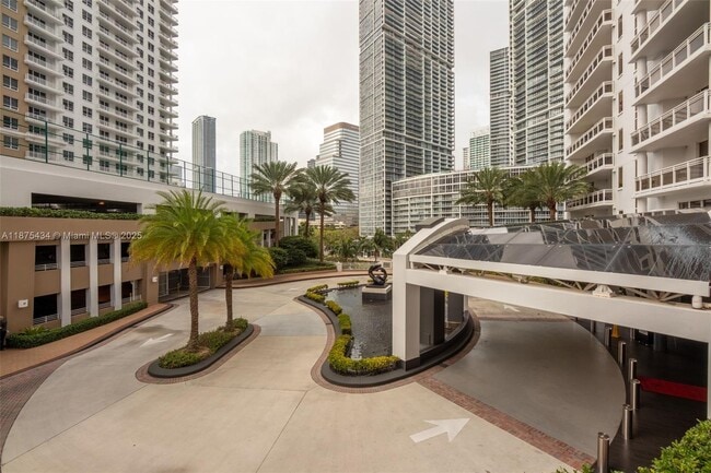 Building Photo - 901 Brickell Key Blvd