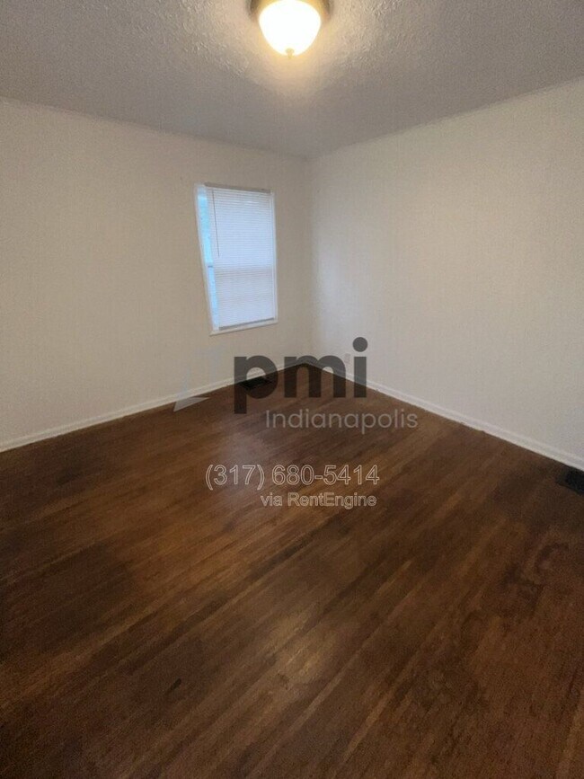 Building Photo - 3539 N Euclid Ave