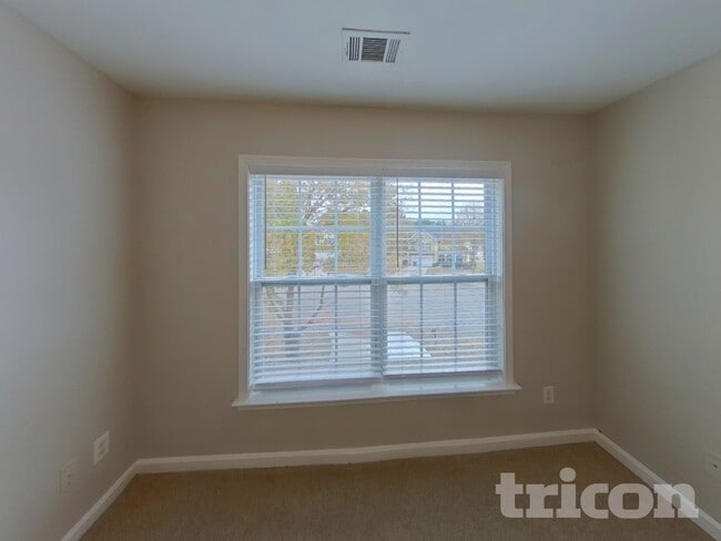 Building Photo - 9106 Valleyview Ct