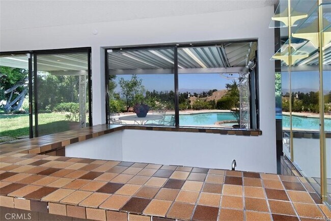 Building Photo - 4061 Falling Leaf Dr