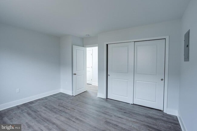 Building Photo - 20 Florence Tollgate