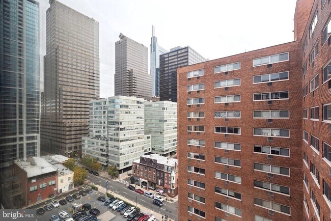Building Photo - 2101 Chestnut St