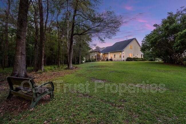 Building Photo - 127 Blackwater Dr