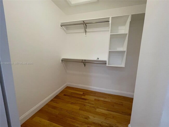 Building Photo - 258 SW 1st Ct