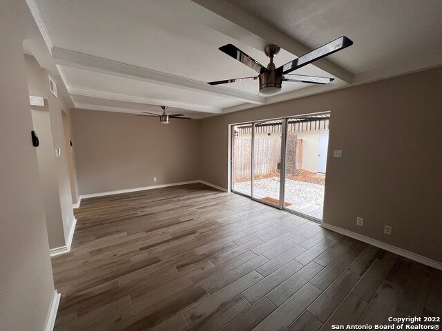 Building Photo - 645 Strings Dr