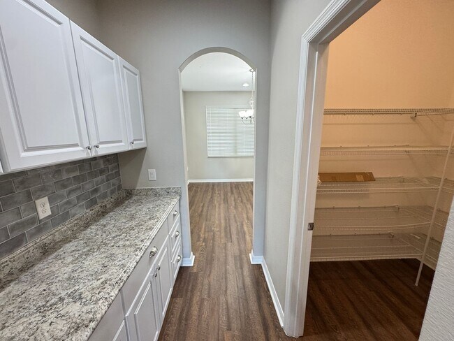 Building Photo - $300 off of a month of rent!! Experience the Epitome of Lakeside Luxury Living — For Rent in Narc...