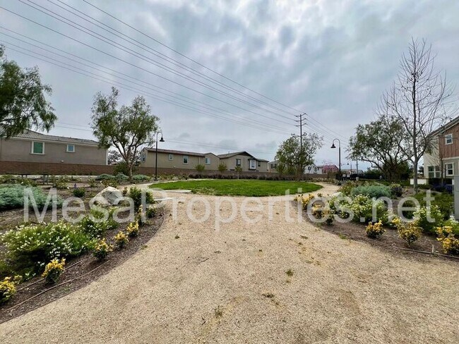 Building Photo - 3645 E Delight Paseo