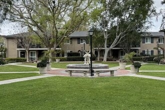 Building Photo - Newly Renovated 1 Bedroom Unit only 10 minutes from Disneyland