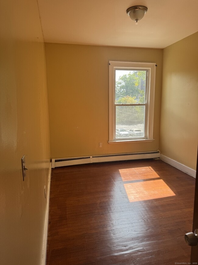 Building Photo - 22 Townley St