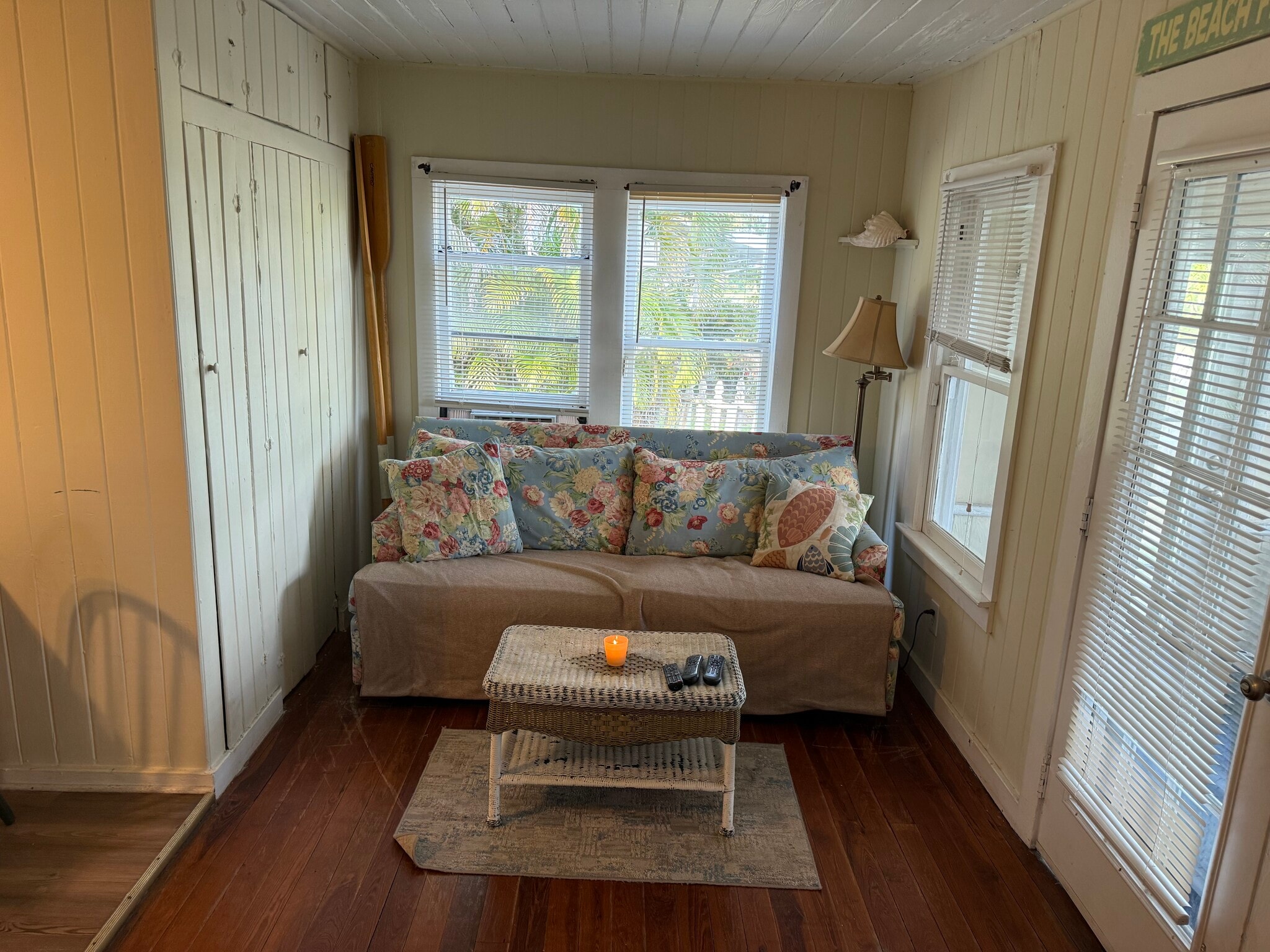 Building Photo - 4410 NE Indian River Dr