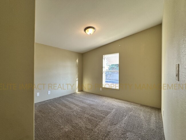 Building Photo - 1664 W Coralbrooke Dr