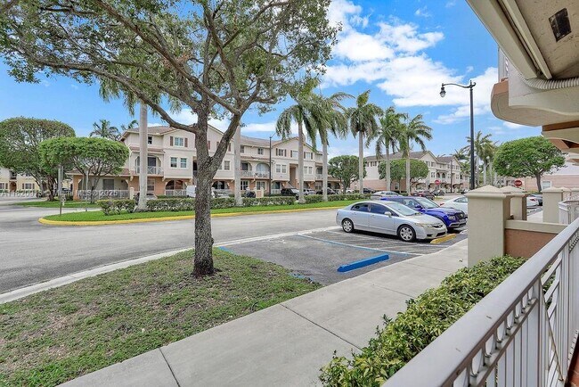 Building Photo - 8882 W Flagler St