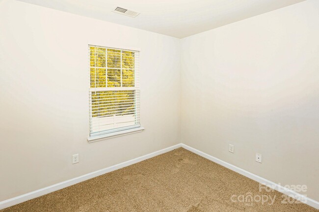 Building Photo - 7442 Sienna Heights Pl