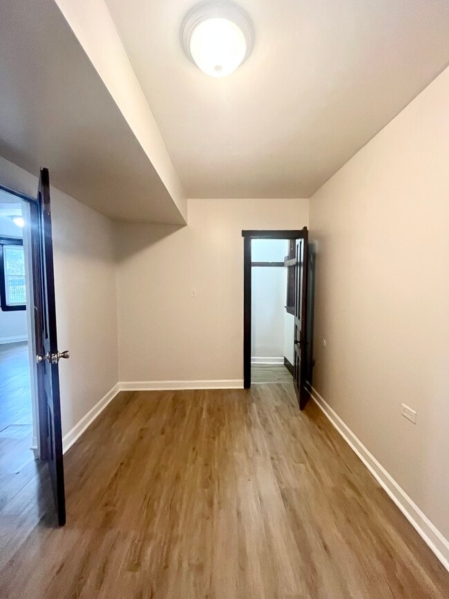 Building Photo - 2421 S Drake Ave