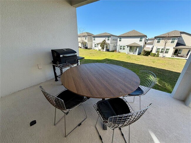 Building Photo - 2333 Treasure Hill St