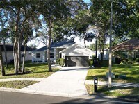 Building Photo - 2560 Tall Maple Loop