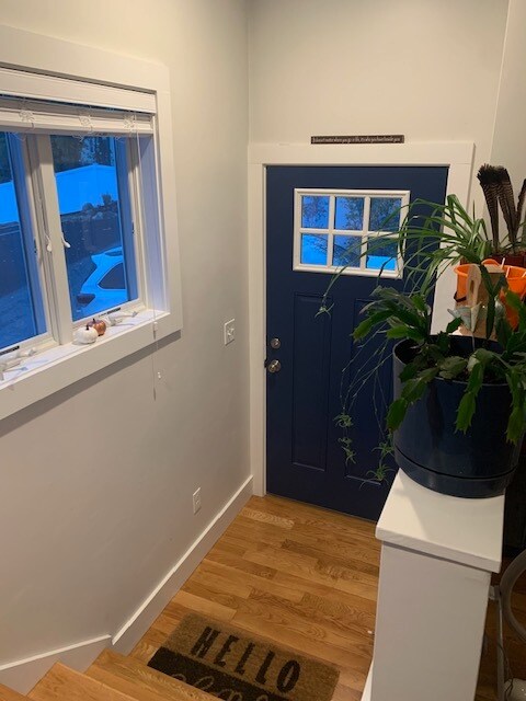 Front Entrance - 51 Glen Rd