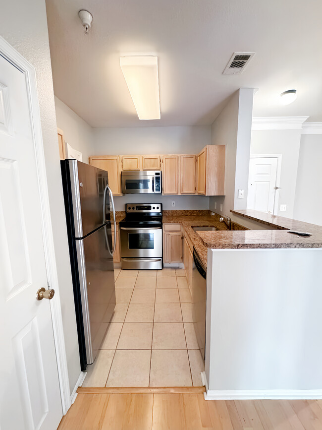 Building Photo - 1591 Spring Gate Dr.