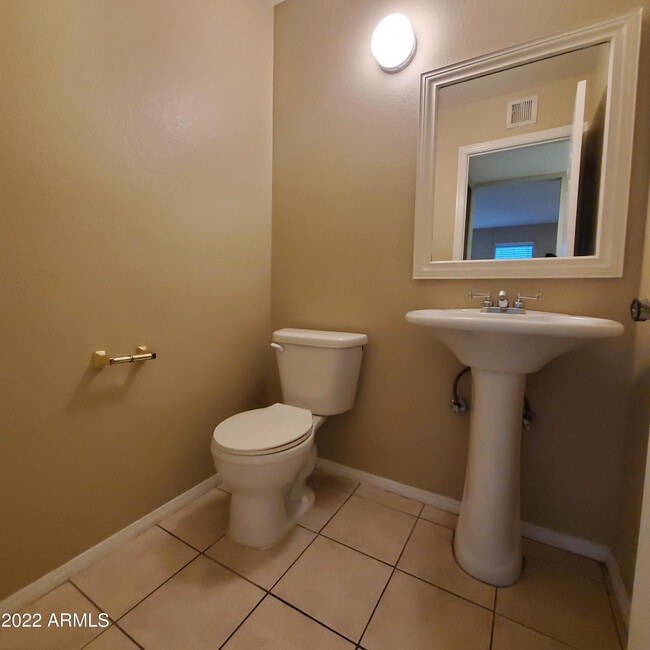 Building Photo - 1645 W Baseline Rd