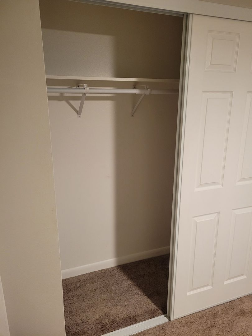 Building Photo - 1302 S Parker Rd