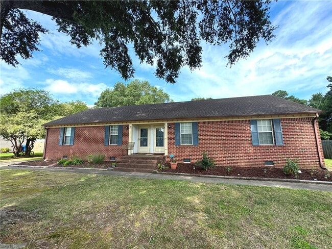 Building Photo - 312 Christa Dr