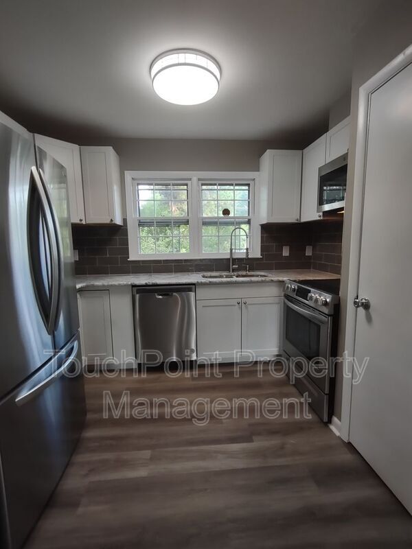 Building Photo - 4601 Coronado Dr