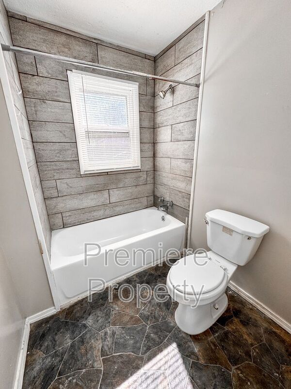 Building Photo - 5141 Booth Ave