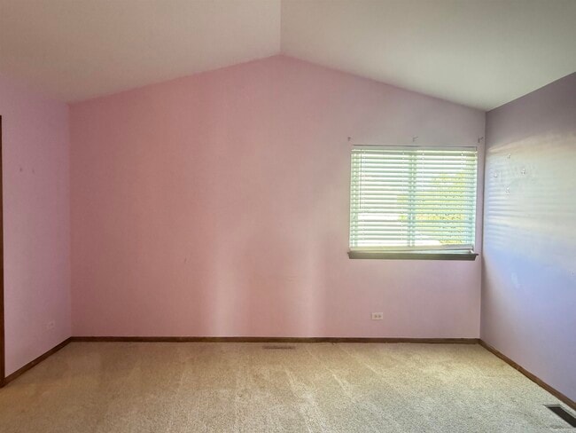 Building Photo - 510 Timber Dr
