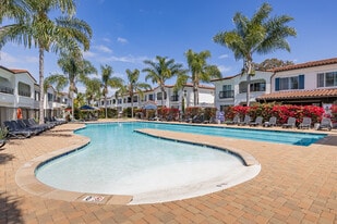 Building Photo - La Jolla Paseo