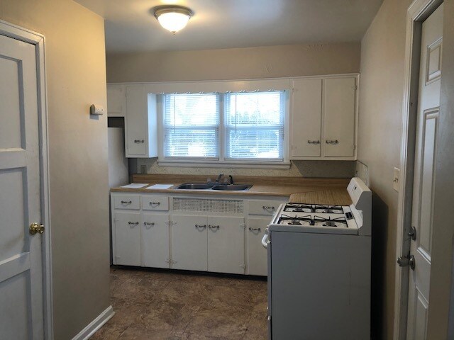 Building Photo - 17668 IN-23