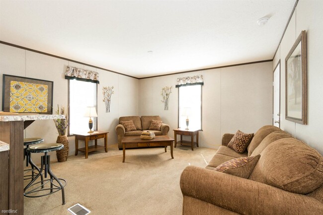 Building Photo - 1 br, 1 bath Mobile Home - Tri-Star Estate...