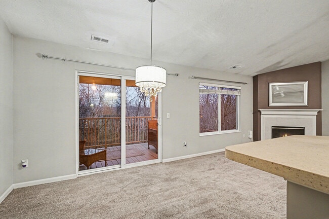 Building Photo - 1624 Ashley Ct