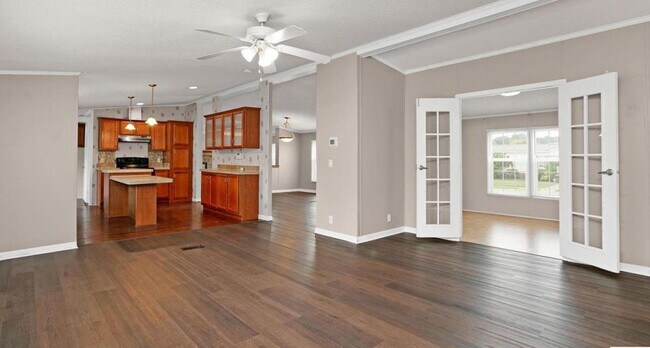 Building Photo - 200 Preakness Dr