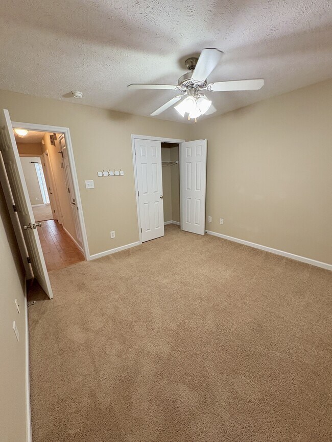 Building Photo - 2741 Millmann Rd