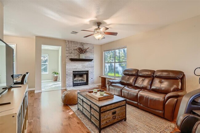 Building Photo - 7023 Riverton Dr