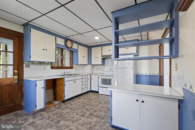 Building Photo - 151 S Grant St